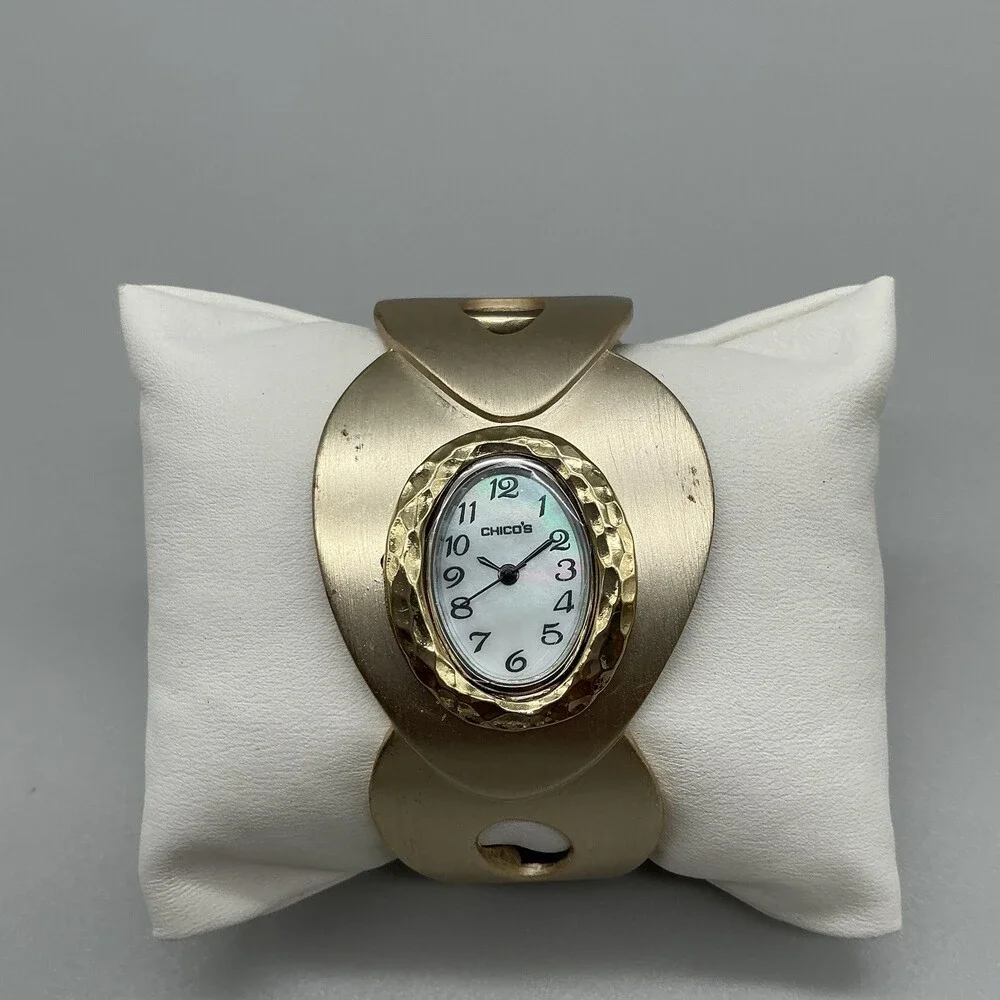 Chico's Womens Watch 39mm Oval White Dial Gold Tone Bangle Cuff New Battery
